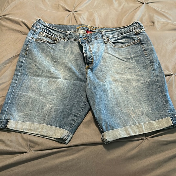 Arizona Jean Company Pants - ARIZONA shorts